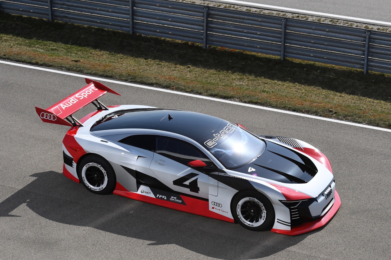 Audi e-tron Vision Gran Turismo concept