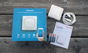 honeywell lyric leak and water freeze detector