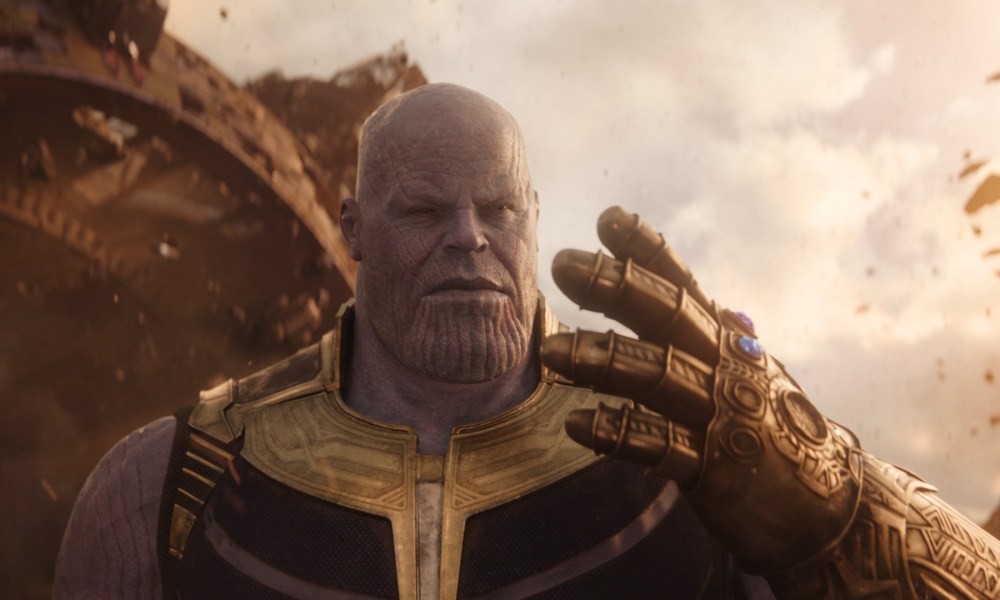 Thanos about to close his gauntlet in Avengers: Infinity War.