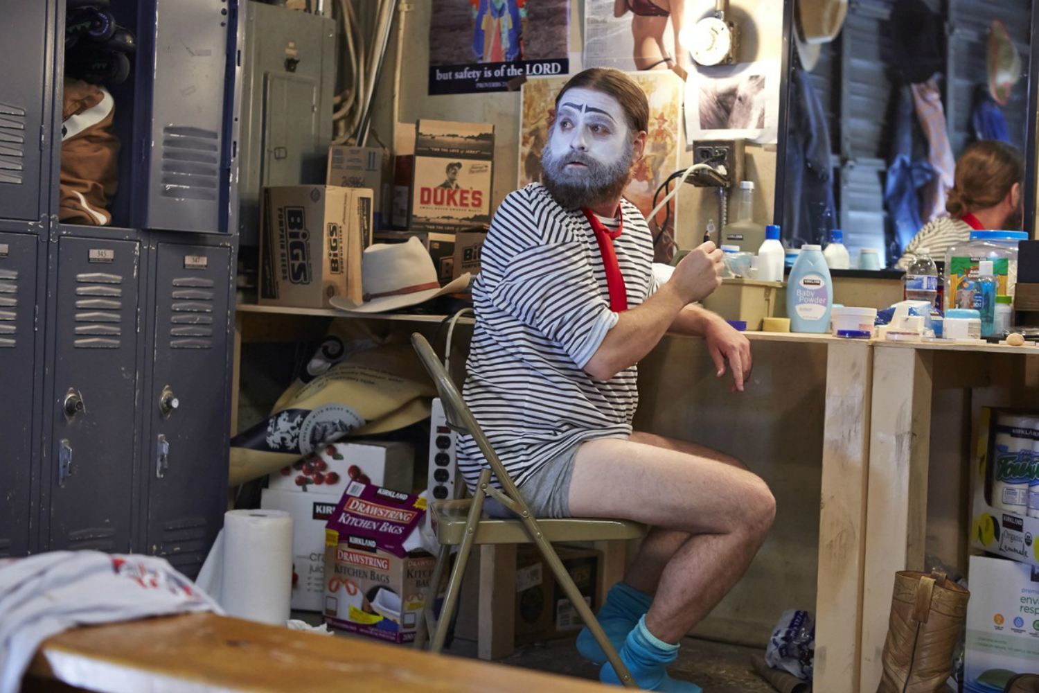 Baskets (FX)