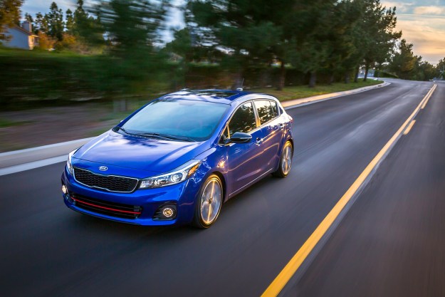 2018 Kia Forte5 SX front right