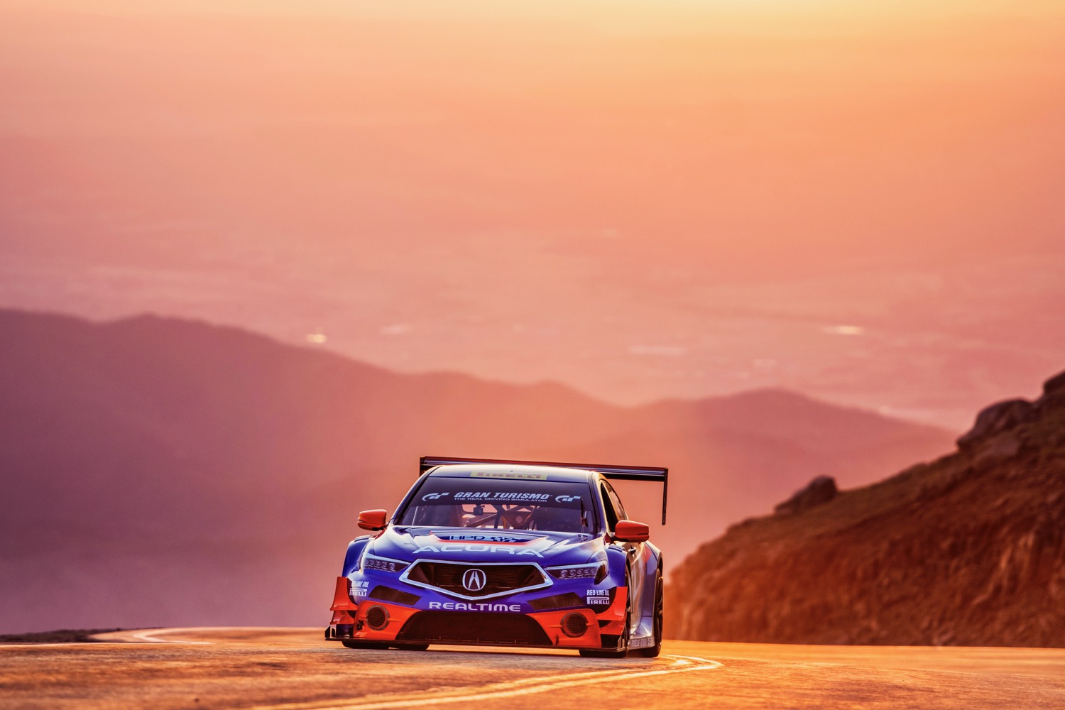 Acura TLX GT 2018 Pikes Peak International Hill Climb