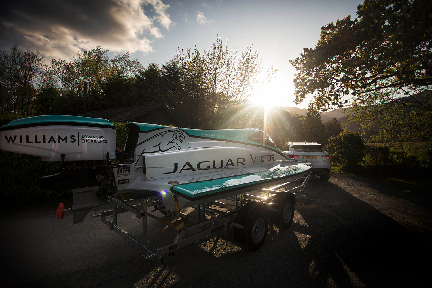 jaguar speedboat vector v20e fastest electric speed record 2