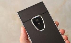 Sirin Labs Finney Crypto Phone