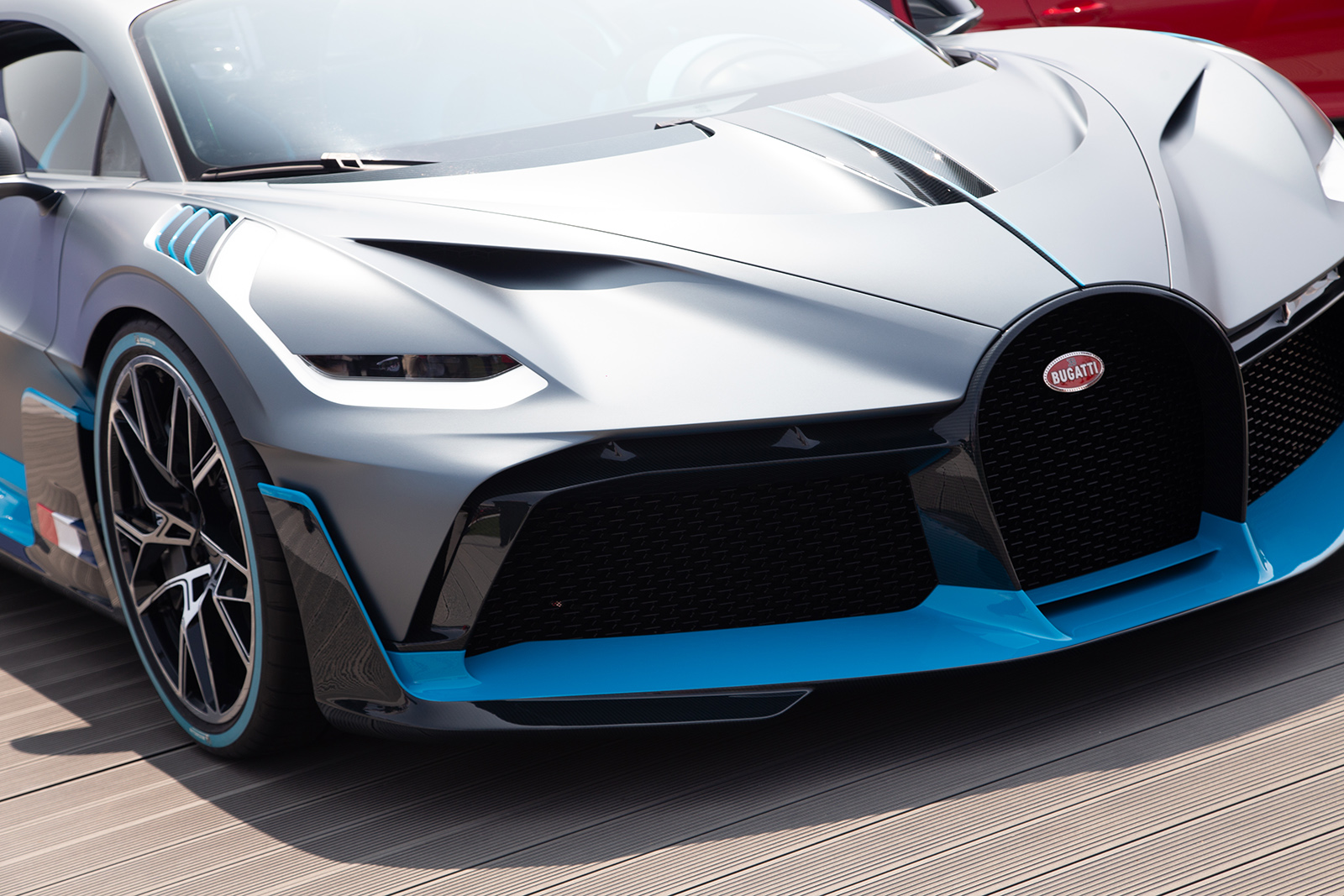 bugatti divo monterey car week pebble beach 2018 supercars  2019 8