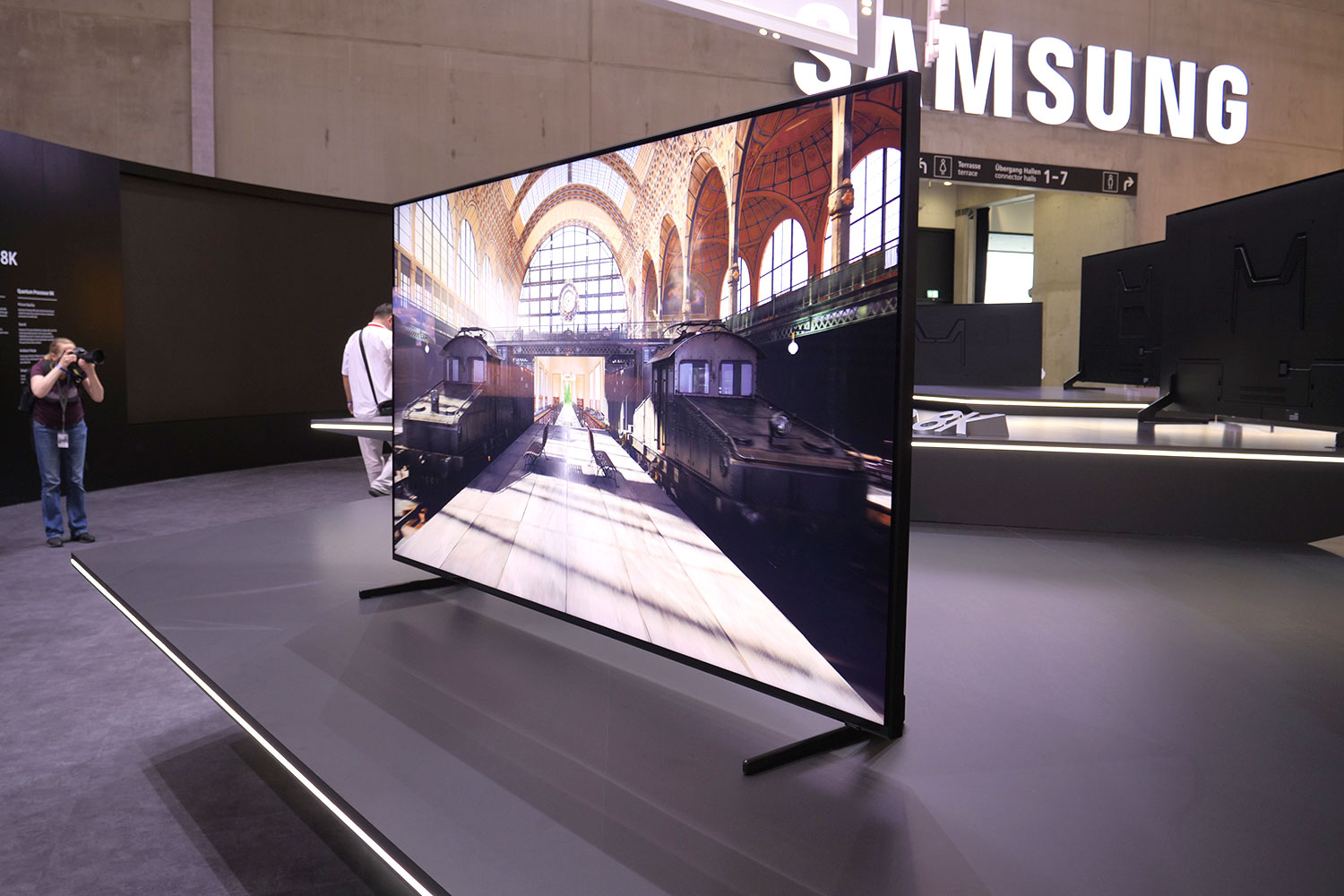 Samsung QLED 85-inch 8K TV