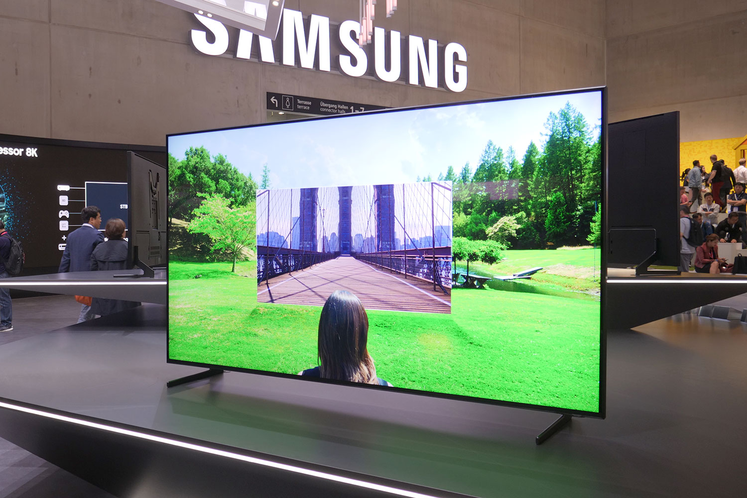 Samsung QLED 85-inch 8K TV