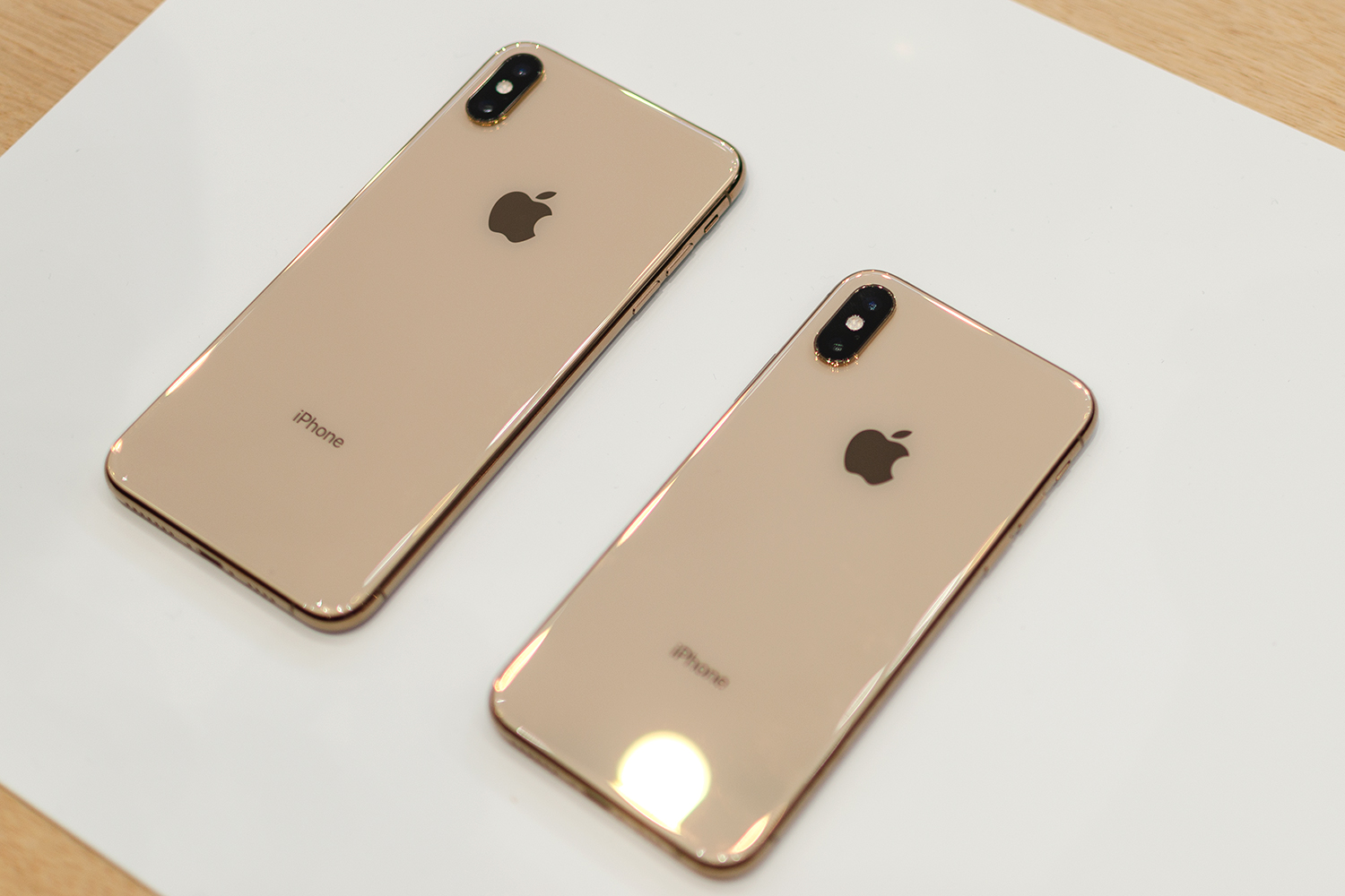 iphone xs max and xr photo galleries apple hands on 11  1