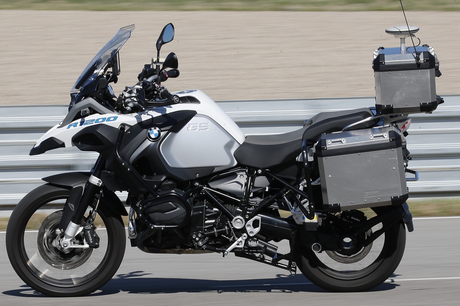 BMW autonomous R 1200 GS