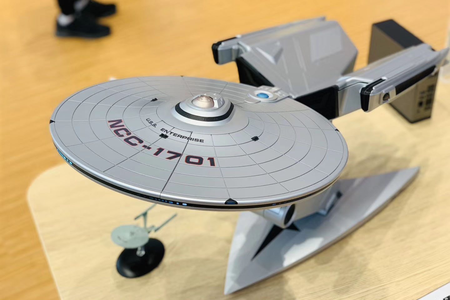 Lenovo Star Trek Enterprise PC