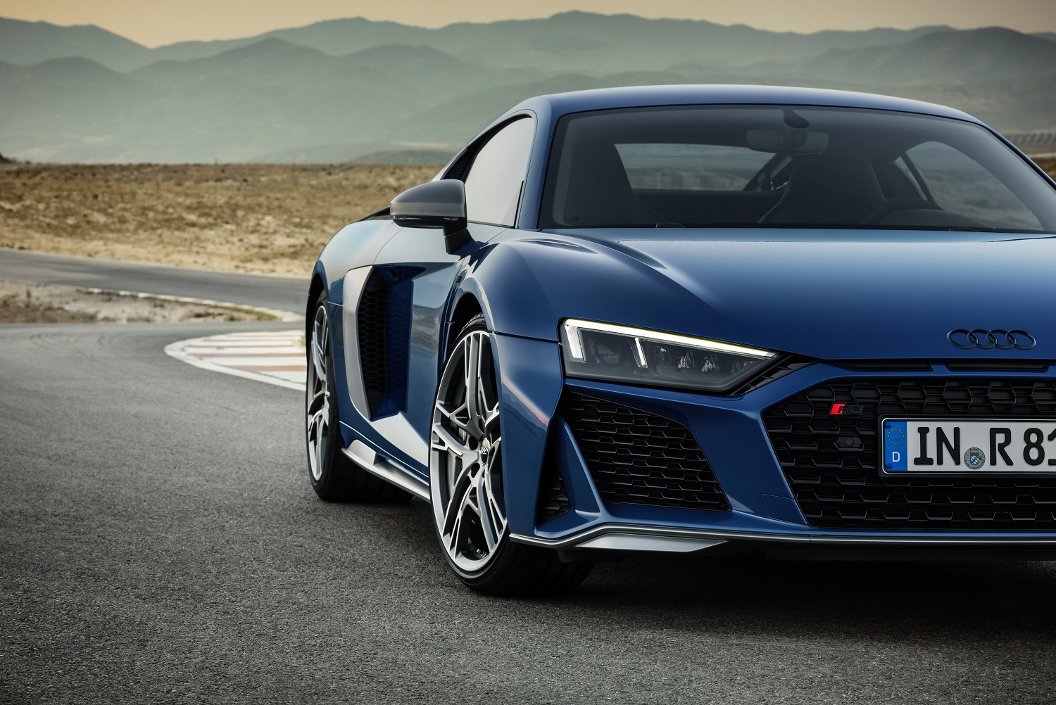 audi r8 gets more powerful v10 sharper design for 2019 coup