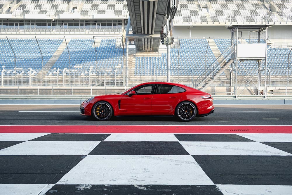 2020 Porsche Panamera GTS