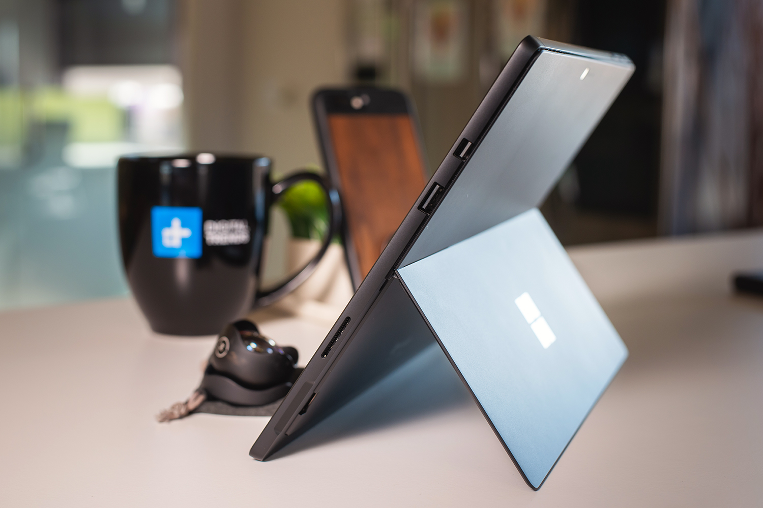 Surface Pro 6 Review