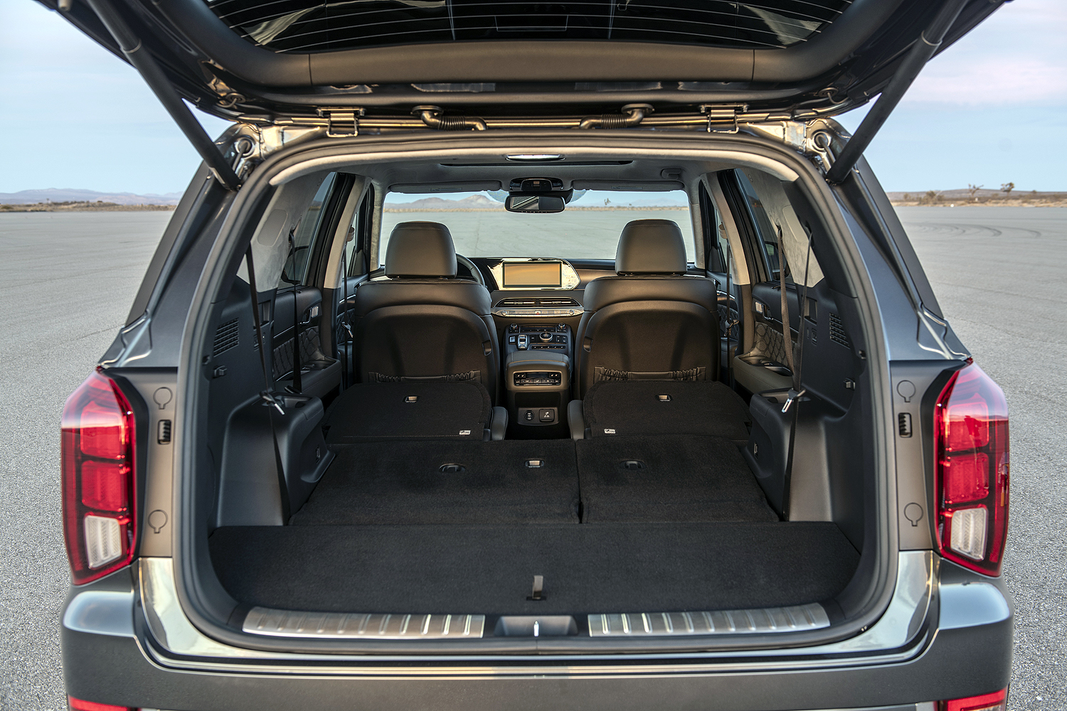 2020 hyundai palisade seats eight comes with useful tech 21