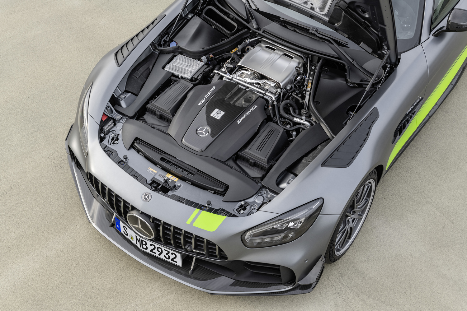 Mercedes-AMG GT R Pro