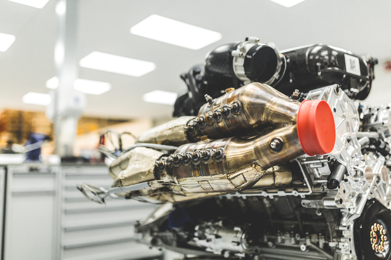 Aston Martin Valkyrie V12 engine