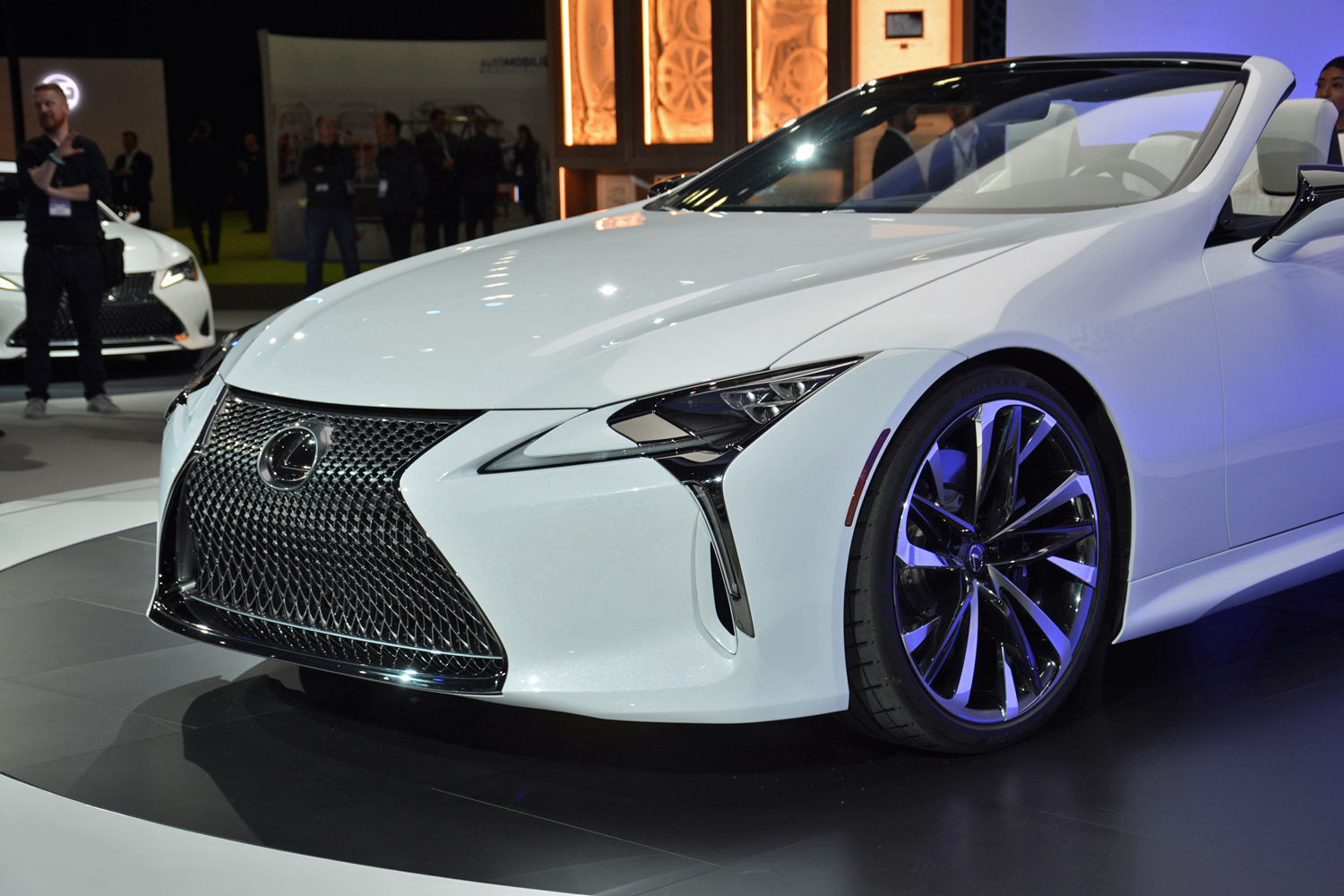 Lexus LC convertible concept