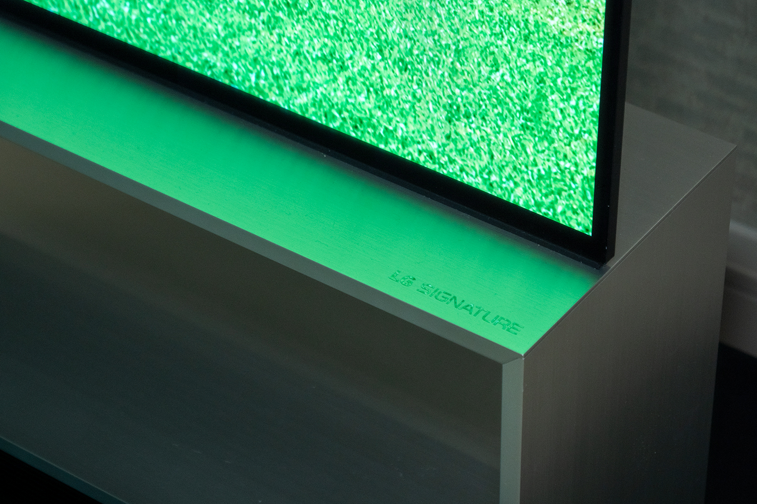 LG 8K 88-INCH Z9 OLED