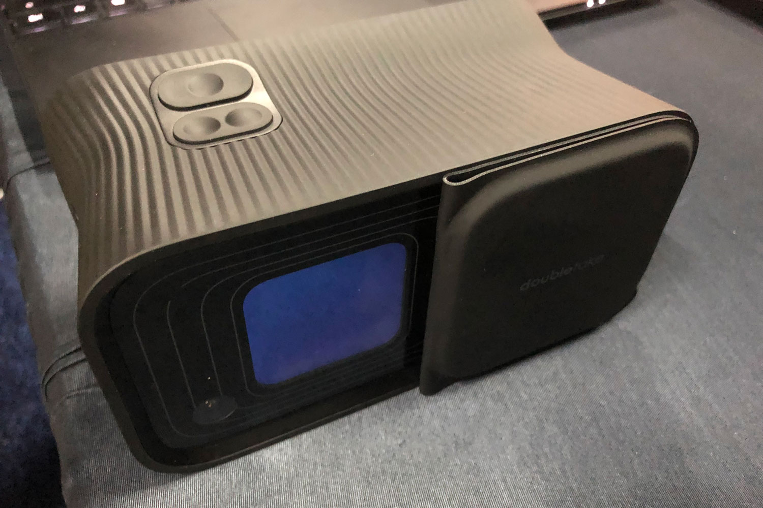 nexoptic doubletake digital binocular ces 2019 binoculars 4