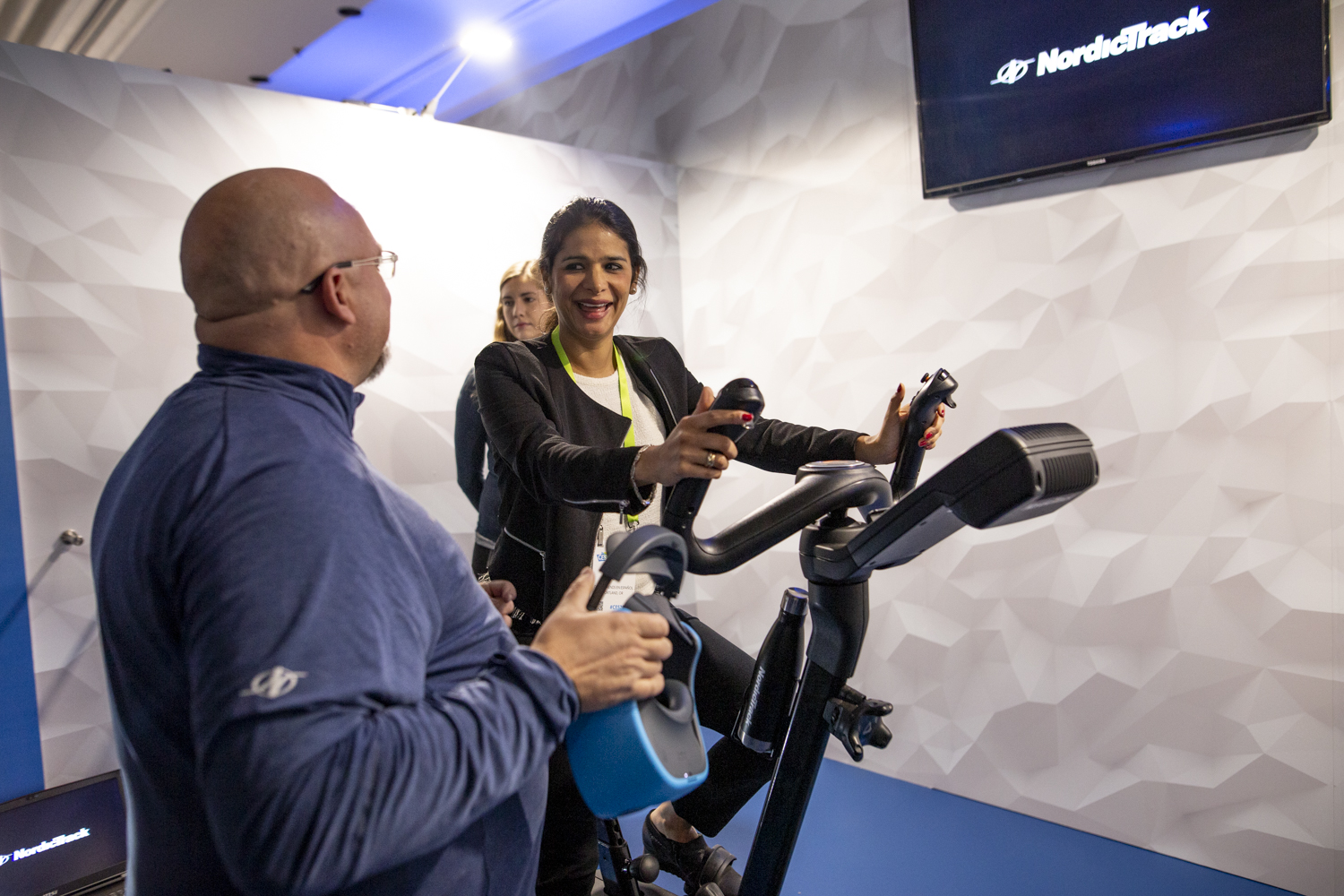 nordictrack vr bike ces 2019  1