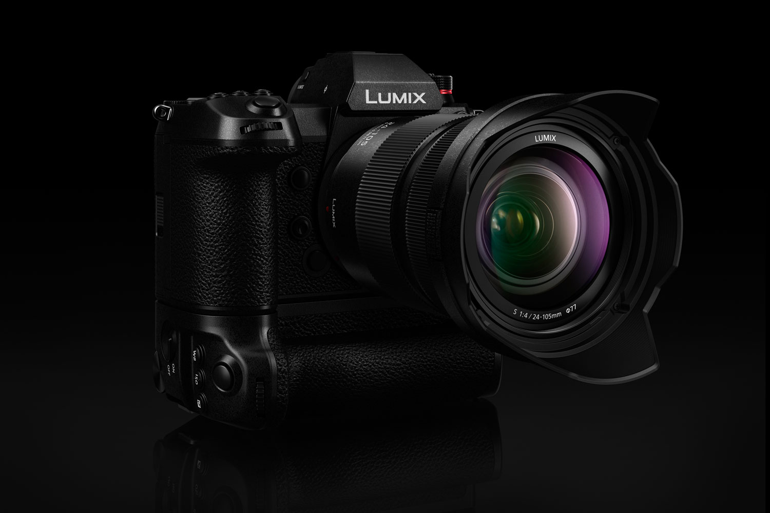 panasonic lumix s1 official announcement with grip