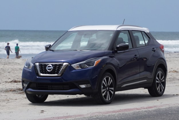 2019 nissan kicks review feat