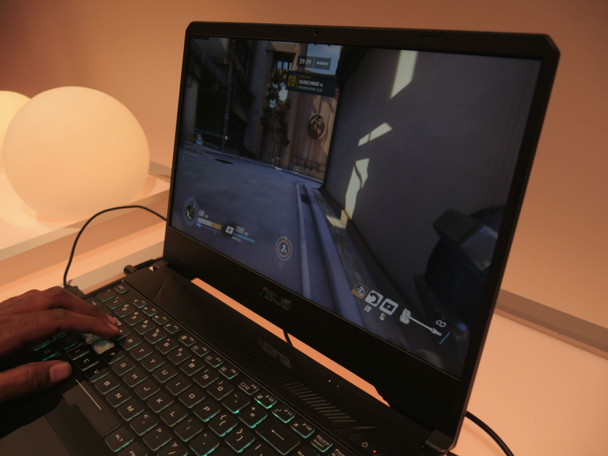 asus rog zephyrus strix tuf 240hz gaming 02