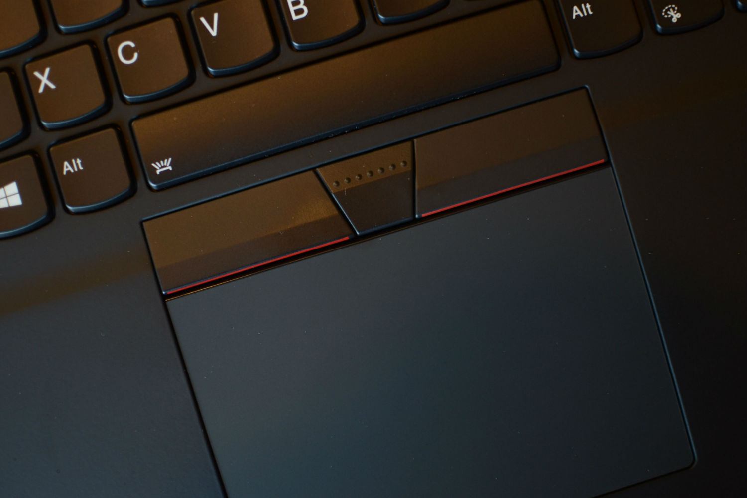 lenovo announces oled thinkpad extreme 2