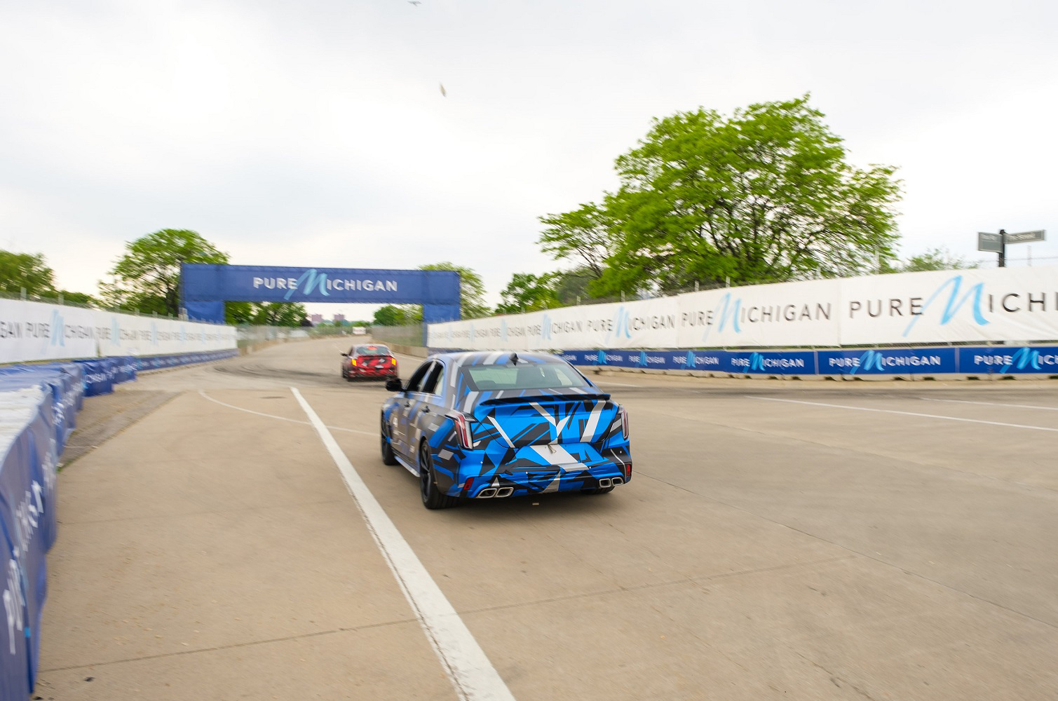 cadillac previews ct4 ct5 based performance sedans v series sneak peek at detroit grand prix