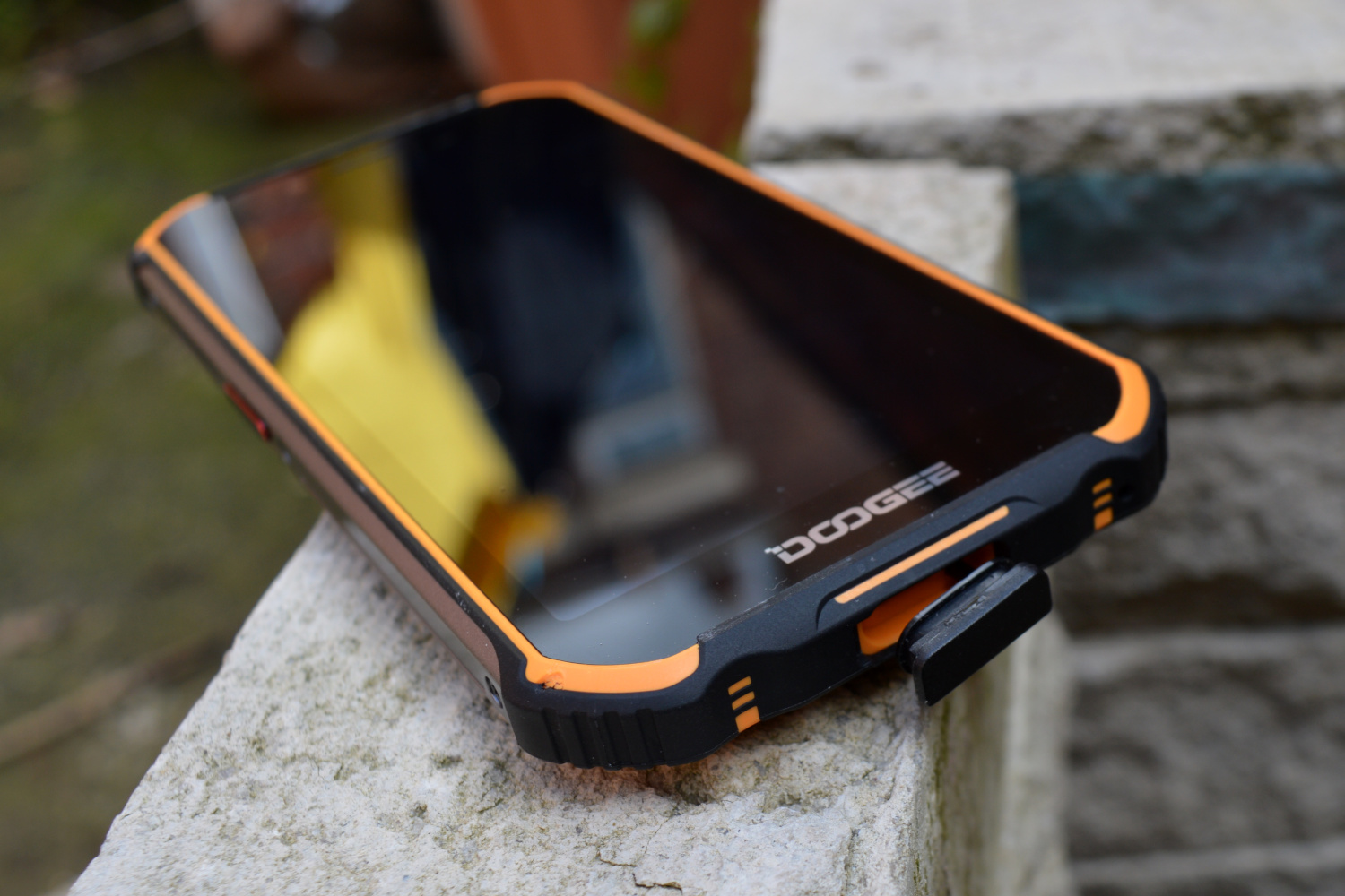 doogee s40 review port plug