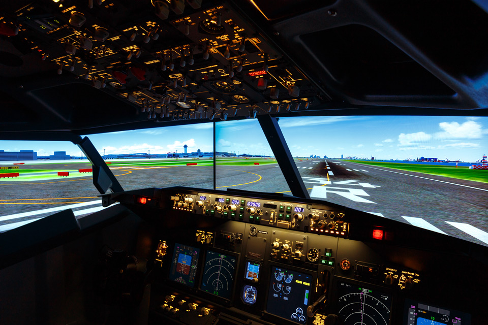 airport hotel builds a full size flight simulator into guest room  2