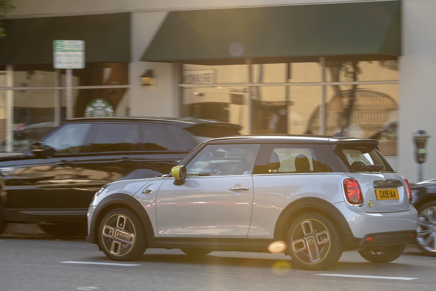 2020 mini cooper se electric city car specs range and price p90357195 highres the new