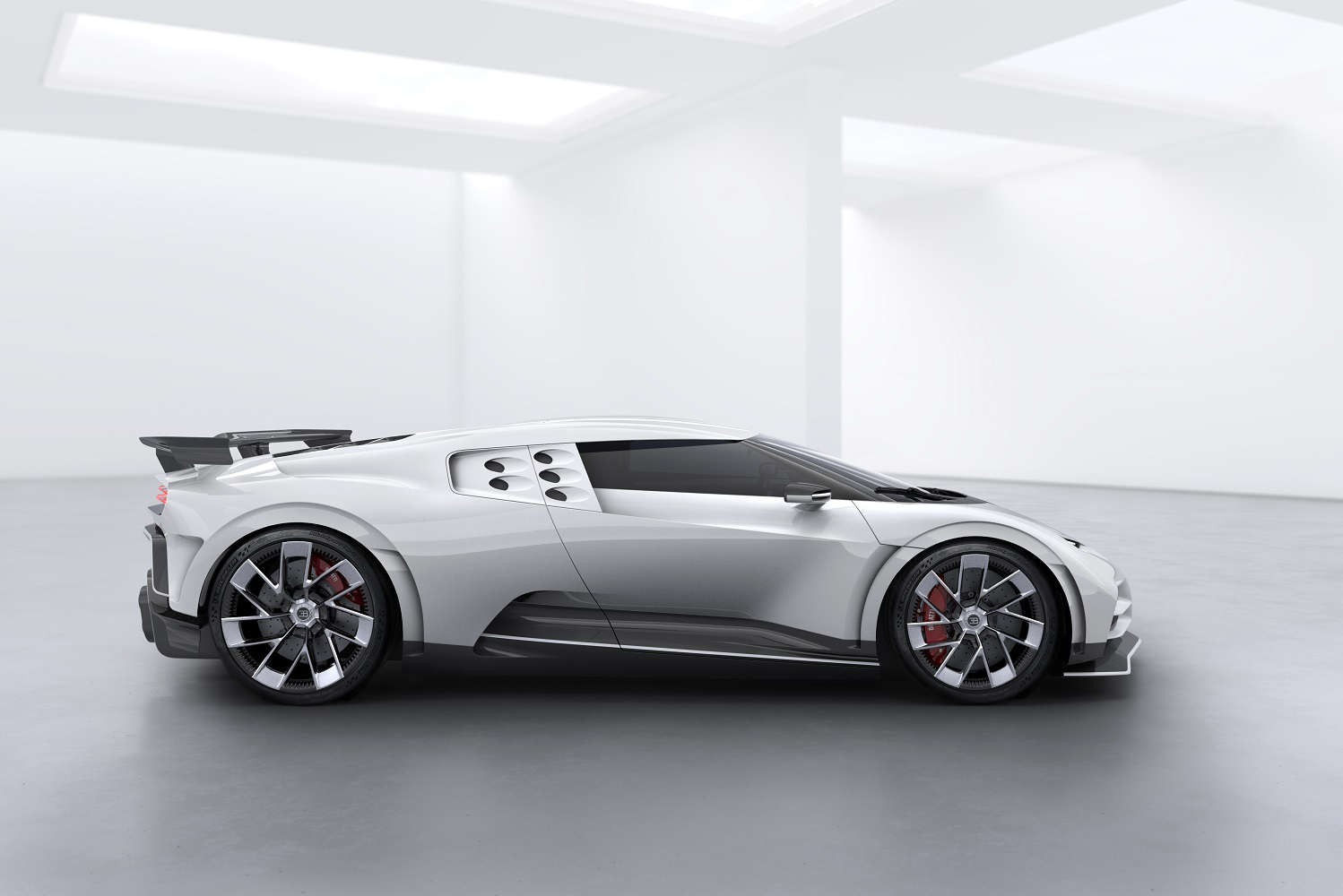 bugatti centodieci off 4