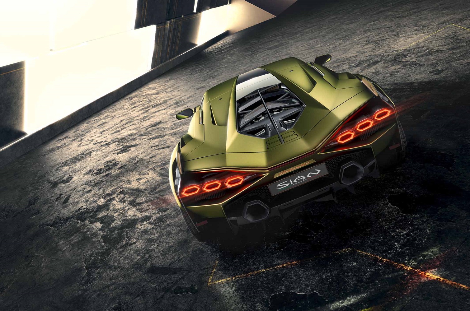 2020 lamborghini sian is a high tech hypercar with hybrid power