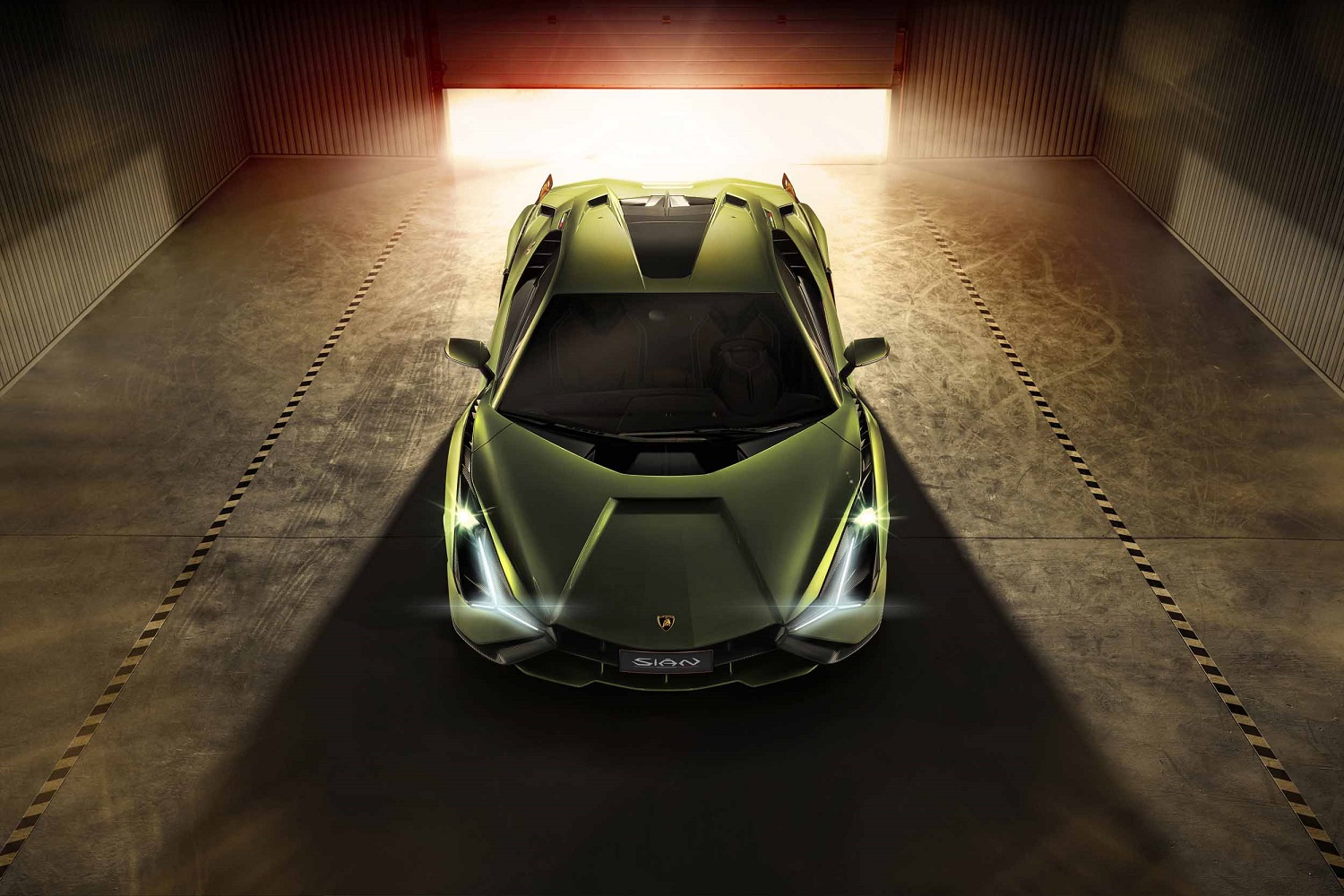 2020 lamborghini sian is a high tech hypercar with hybrid power