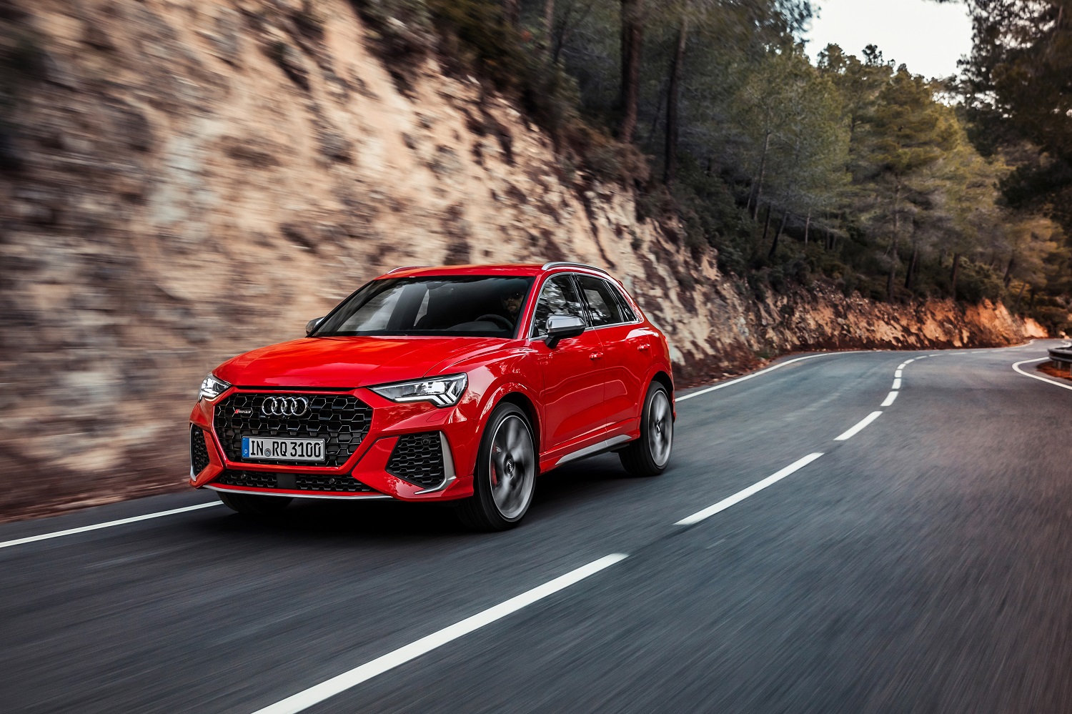 2020 audi rs q3 sportback keep five cylinder engine rsq3 000001