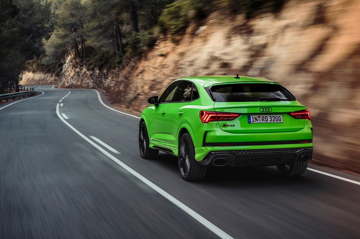 2020 audi rs q3 sportback keep five cylinder engine rsq3 sb 000001