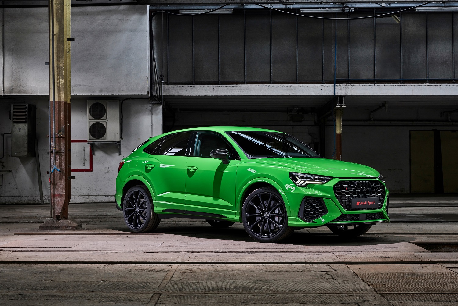 2020 audi rs q3 sportback keep five cylinder engine rsq3 sb 000014