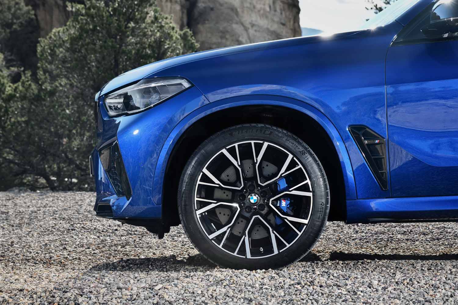 2020 bmw x5 m x6 get 600 horsepower v8 competition package x5m