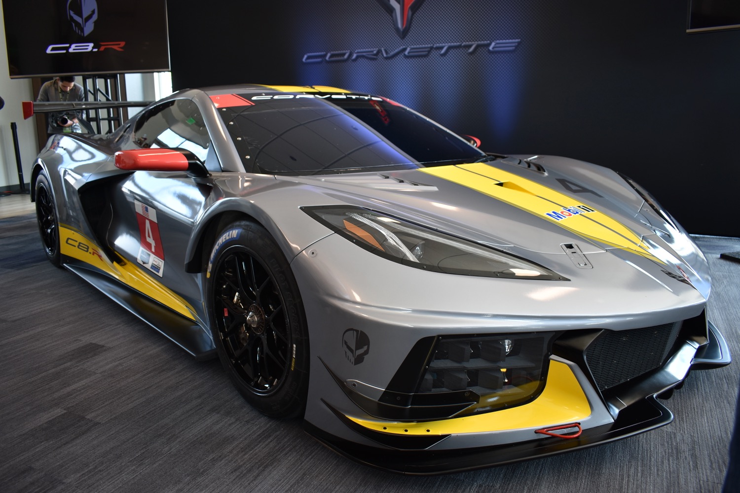 chevrolet corvette c8r race car photos and specs c8 r