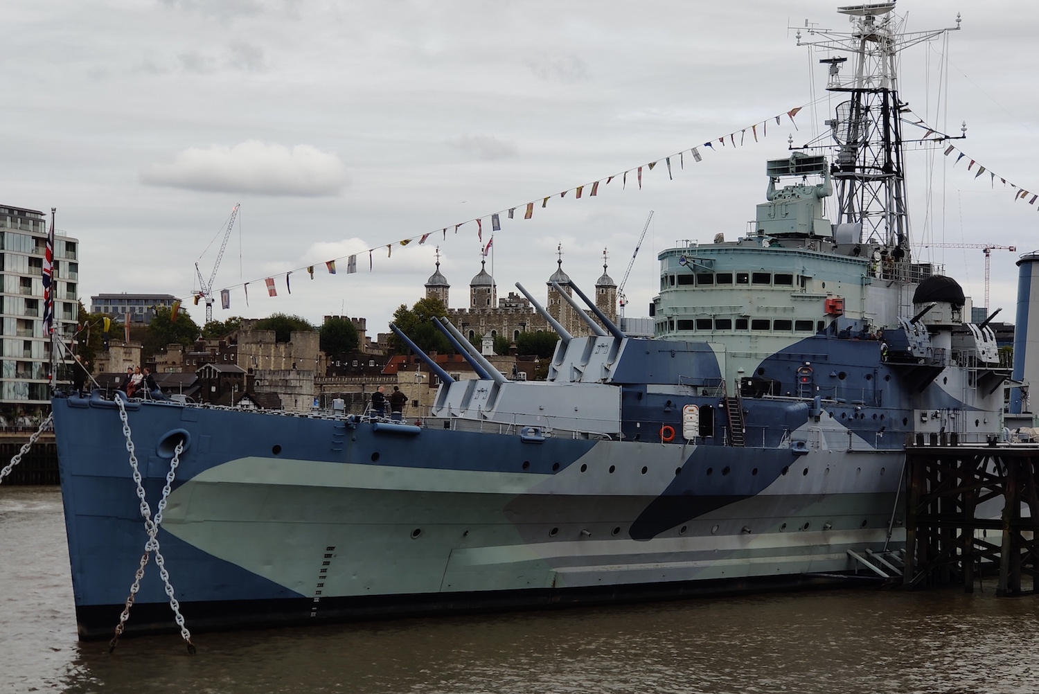 oneplus 7t pro review 3x zoom hms belfast