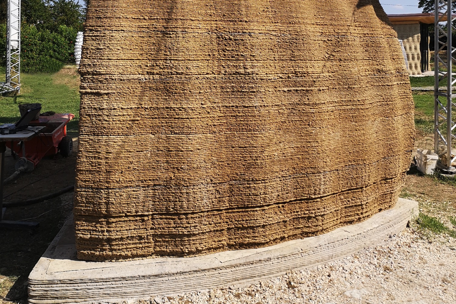 3d printed wasp nest house tecla earth wall section by crane img2