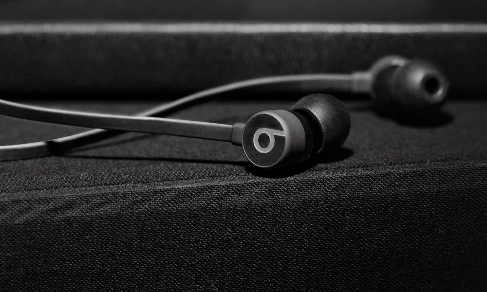 Beats BeatsX wireless earbuds