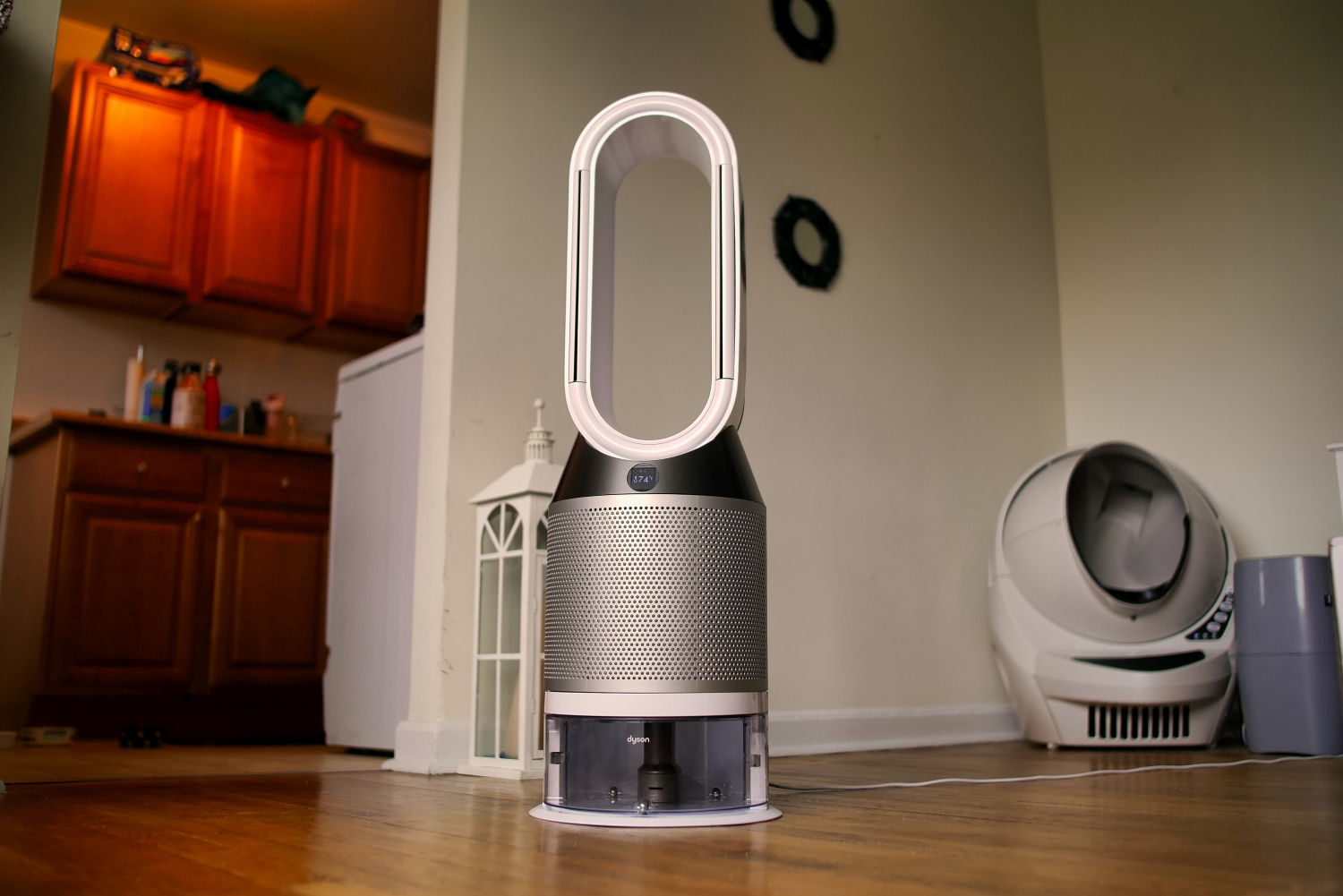 Dyson Pure Humidify Cool hero shot.