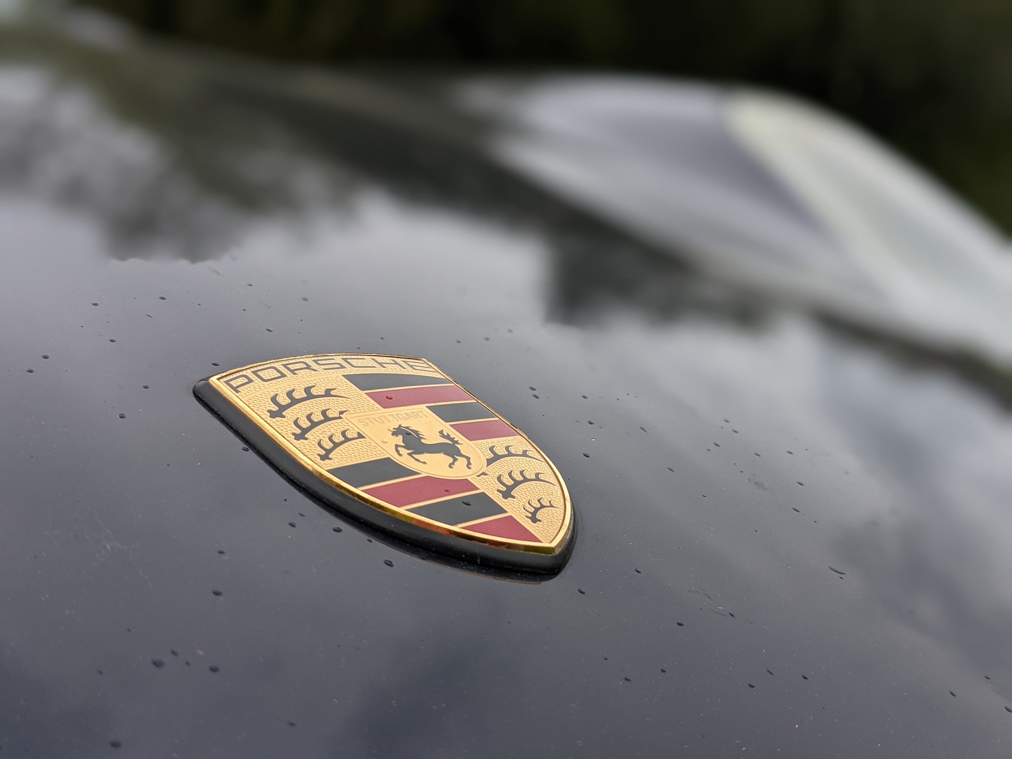 google pixel 5 six month update porsche emblem