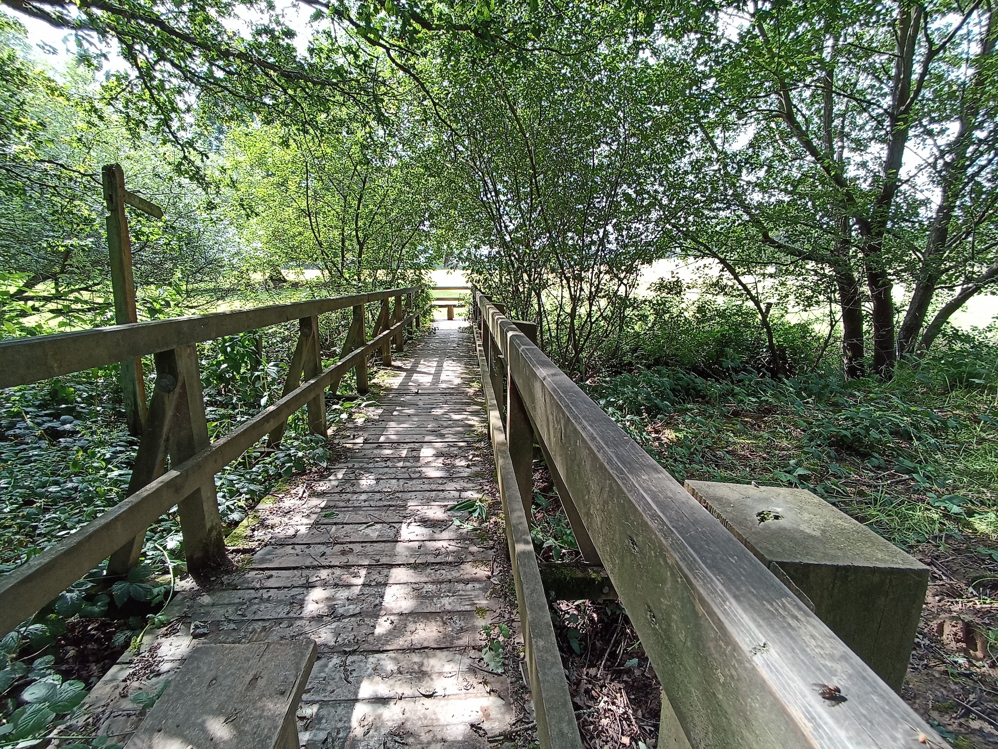 Photo of a bridge taken with the Xiaomi Redmi Note 10S.