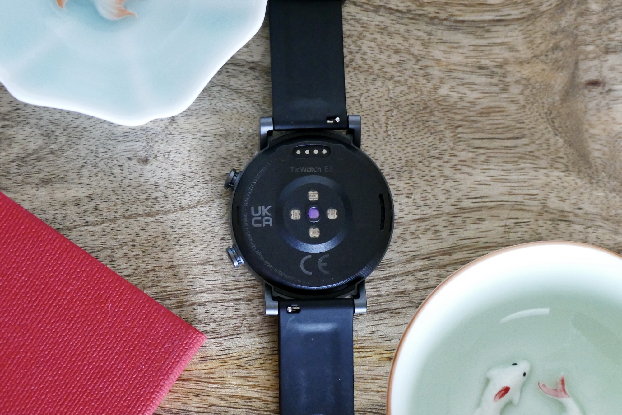 Mobvoi TicWatch E3\s heart rate sensor.