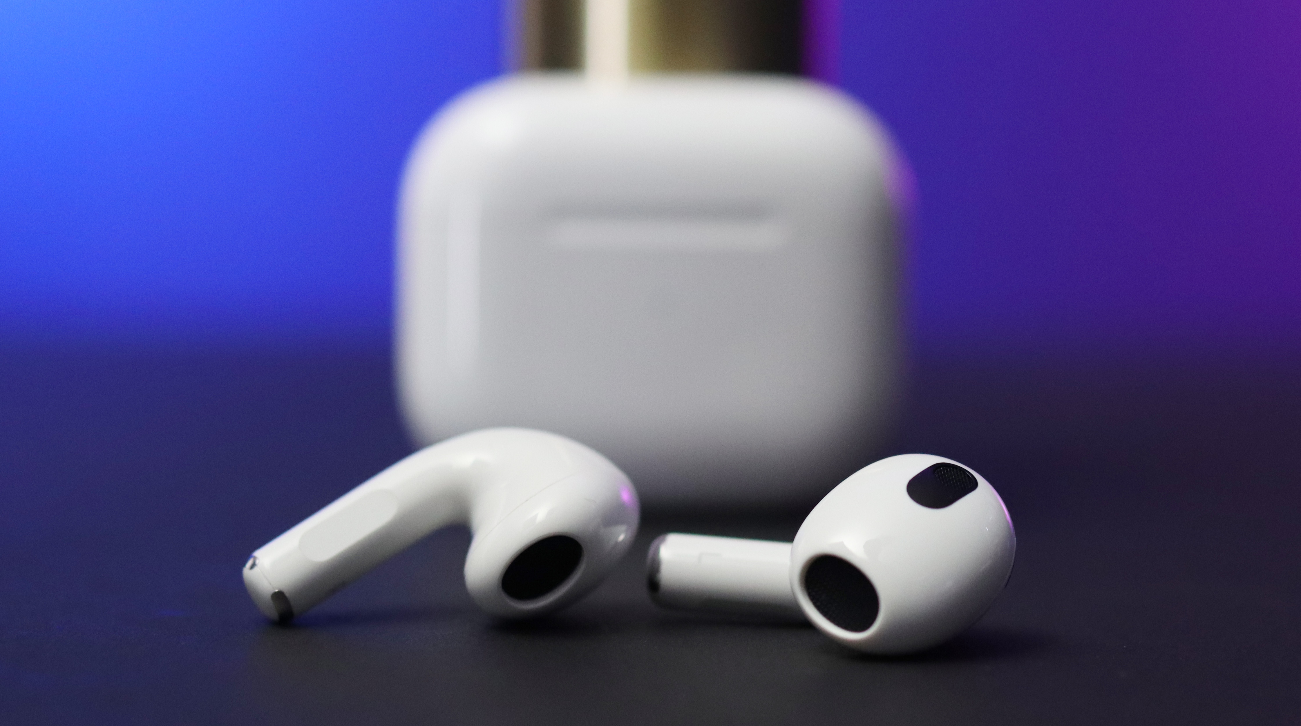 AirPods 3.