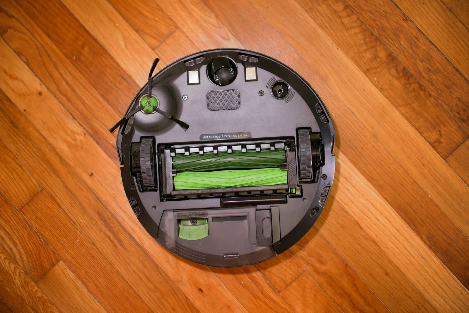 irobot roomba j7 plus review  10 of 12