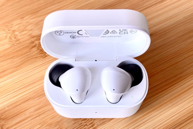 Denon Noise Cancelling Earbuds AH-C830NCW.